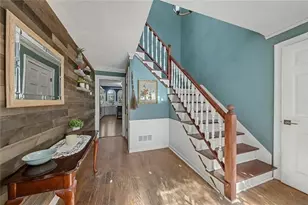 210 Hanarry Dr, Lawrenceville, GA 30046 - Photo 2