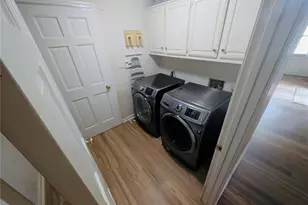 210 Hanarry Dr, Lawrenceville, GA 30046 - Photo 26