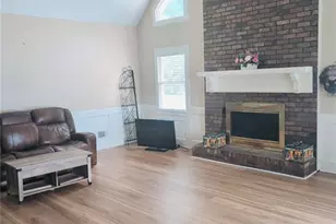 210 Hanarry Dr, Lawrenceville, GA 30046 - Photo 22