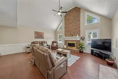 210 Hanarry Drive, Lawrenceville, GA 30046 - Photo 18