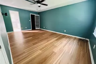 210 Hanarry Dr, Lawrenceville, GA 30046 - Photo 30