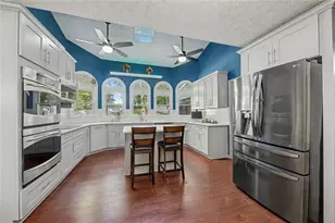 210 Hanarry Dr, Lawrenceville, GA 30046 - Photo 6