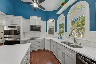 210 Hanarry Drive, Lawrenceville, GA 30046 - Photo 10