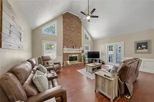 210 Hanarry Dr, Lawrenceville, GA 30046 - Photo 18