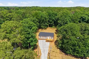 35 N Laurel Trace N, Carrollton, GA 30116 - Photo 2