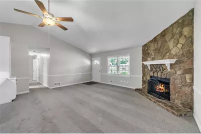 205 Planters Walk, Locust Grove, GA 30248 - Photo 4
