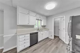 205 Planters Walk, Locust Grove, GA 30248 - Photo 12