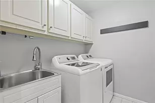 1529 Richard Stokes Dr, Decatur, GA 30033 - Photo 20
