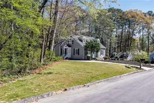 1868 Dyer Cir, Chamblee, GA 30341 - Photo 58