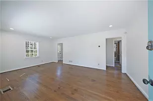 1868 Dyer Cir, Chamblee, GA 30341 - Photo 16