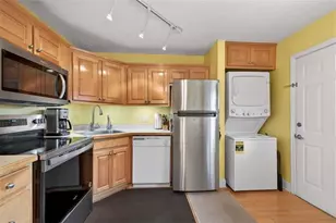 315 Hilderbrand Dr, Sandy Springs, GA 30328 - Photo 8