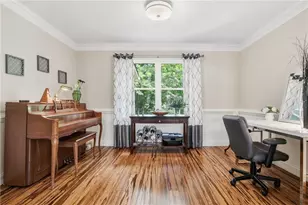 2590 Bentbrook Ct, Dunwoody, GA 30360 - Photo 12
