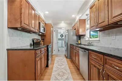 2590 Bentbrook Court, Dunwoody, GA 30360 - Photo 14