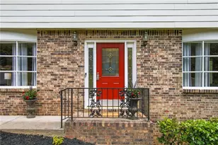 2590 Bentbrook Ct, Dunwoody, GA 30360 - Photo 2