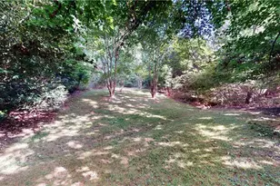 2590 Bentbrook Ct, Dunwoody, GA 30360 - Photo 52