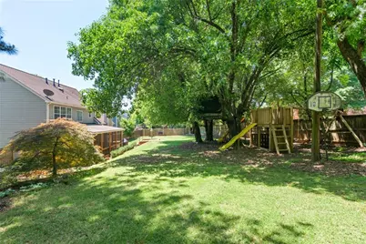 1335 Lyndhurst Way, Roswell, GA 30075 - Photo 46