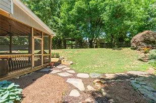 1335 Lyndhurst Way, Roswell, GA 30075 - Photo 44
