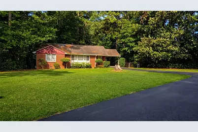 124 Charles Avenue SE, Marietta, GA 30067 - Photo 2