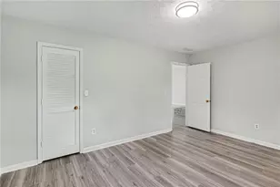 10 Gentry Dr, McDonough, GA 30252 - Photo 16