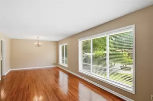 2801 SE Sagamore Hill Dr SE, Marietta, GA 30067 - Photo 8