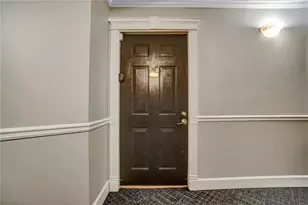 795 Hammond Dr, Atlanta, GA 30328 - Photo 4