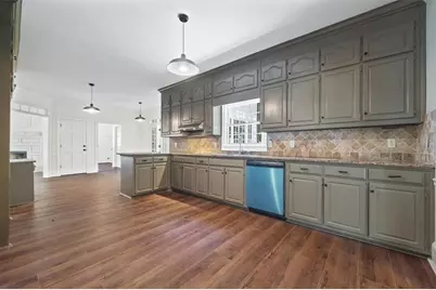 2120 Skyland Cove Lane, Snellville, GA 30078 - Photo 12