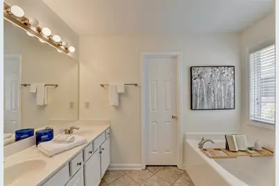 1870 Hickory Station Circle, Snellville, GA 30078 - Photo 16
