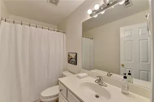 1870 Hickory Station Cir, Snellville, GA 30078 - Photo 20