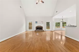 1747 Rose Hedge Way NW, Kennesaw, GA 30152 - Photo 12