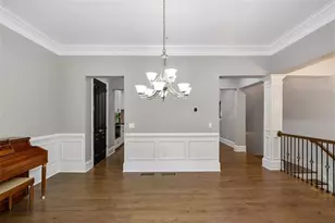 1933 Ridgemont Ln, Decatur, GA 30033 - Photo 10
