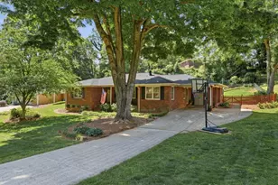 1338 Northwood Cir NE, Gainesville, GA 30501 - Photo 2
