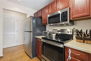 1750 Clairmont Rd, Decatur, GA 30033 - Photo 12