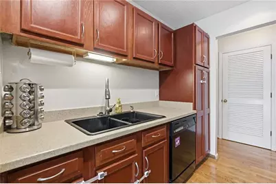 1750 Clairmont Road #11, Decatur, GA 30033 - Photo 16