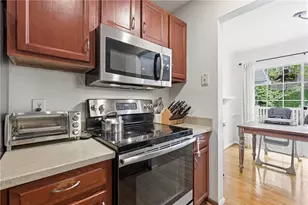 1750 Clairmont Rd, Decatur, GA 30033 - Photo 14