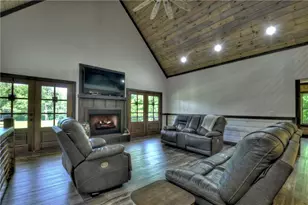 3181 Sugar Creek Rd, Blue Ridge, GA 30513 - Photo 8