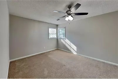 4880 Hawk Trail NE, Marietta, GA 30066 - Photo 12