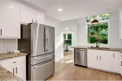 1055 Downing Court NE, Marietta, GA 30068 - Photo 6