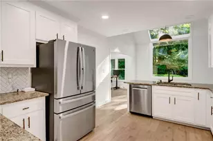 1055 Downing Ct NE, Marietta, GA 30068 - Photo 6