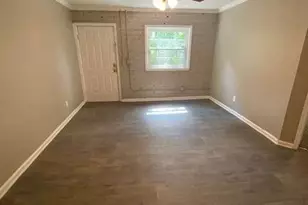 399 Holly St, Atlanta, GA 30318 - Photo 2