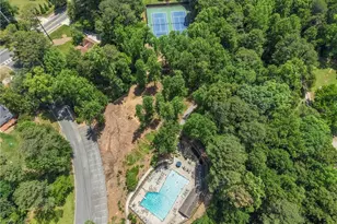 8065 Sandorn Dr, Roswell, GA 30075 - Photo 46