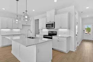 3703 Sagecrest Dr, Buford, GA 30519 - Photo 6