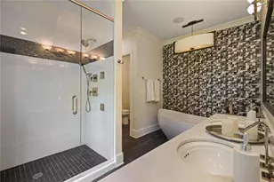 132 Underwood Dr NW, Sandy Springs, GA 30328 - Photo 4