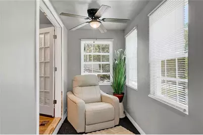 198 Joe Louis Drive NW, Atlanta, GA 30314 - Photo 32
