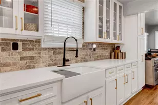 198 Joe Louis Dr NW, Atlanta, GA 30314 - Photo 8