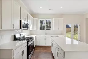 5897 Creek Indian Dr, Sugar Hill, GA 30518 - Photo 6