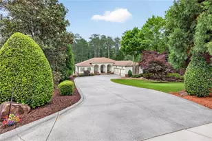 6010 Robbs Dr, Cumming, GA 30041 - Photo 6