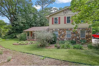 748 Glen Circle, Lawrenceville, GA 30044 - Photo 12