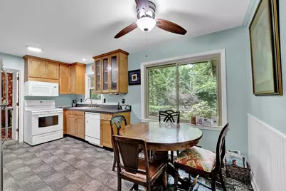 748 Glen Circle, Lawrenceville, GA 30044 - Photo 10