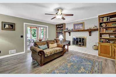748 Glen Circle, Lawrenceville, GA 30044 - Photo 16