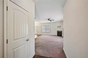 256 Centerview Wy, Lawrenceville, GA 30046 - Photo 10